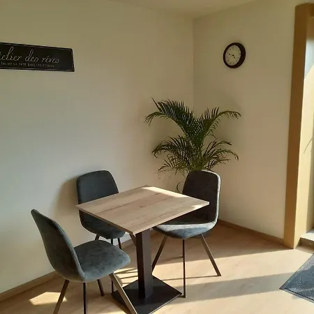 Les De La Fromagerie D'ambly Konukevi